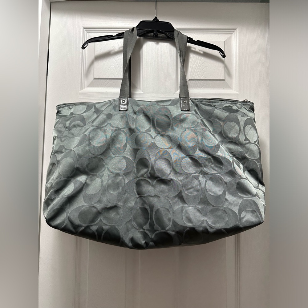 Coach Getaway Weekender Gray Signature Nylon Tote - Picture 6 of 8